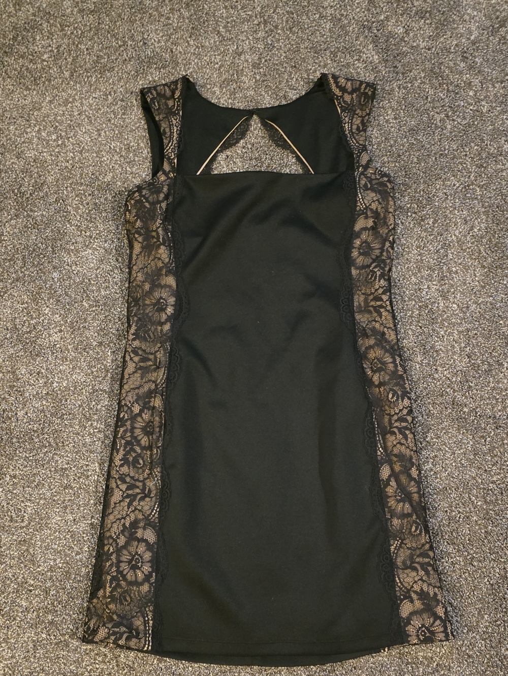 Slimming Sheik Black Lace-Panel Mini Dress with Keyhole Back Gorgeous!